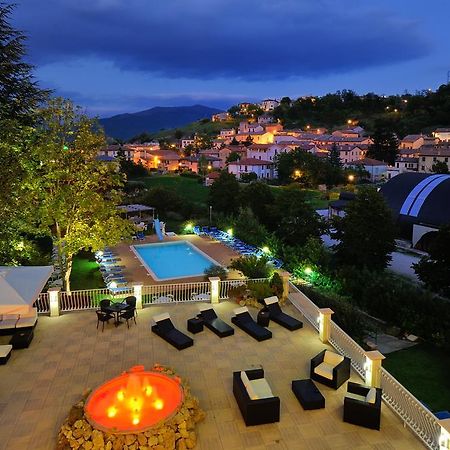 Hotel Benessere Villa Fiorita Colfiorito Bagian luar foto
