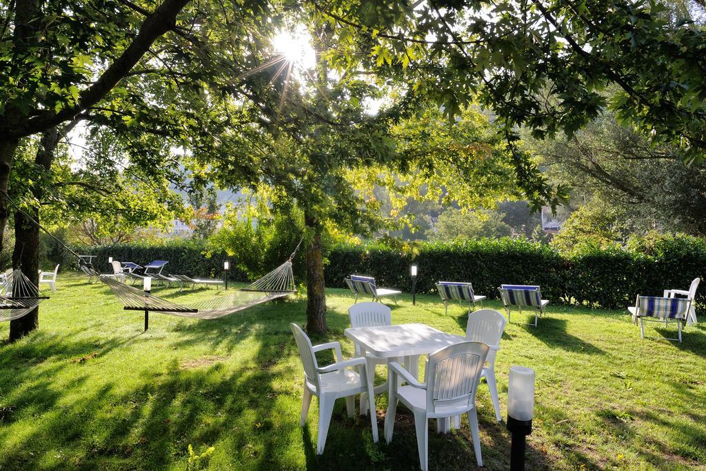 Hotel Benessere Villa Fiorita Colfiorito Bagian luar foto