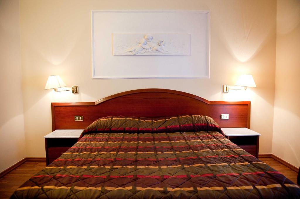 Hotel Benessere Villa Fiorita Colfiorito Bagian luar foto